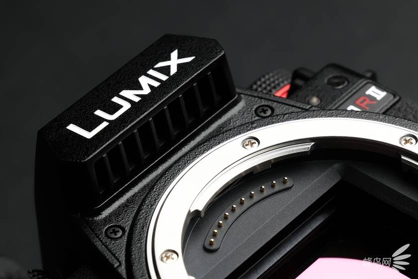 大成者 松下LUMIX S1RM2评测z6尊龙·中国网站松下黑科技加持的集(图26)